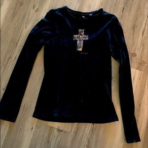Long sleeve T-shirt 100% cotton.  Cross patch design.  Size medium